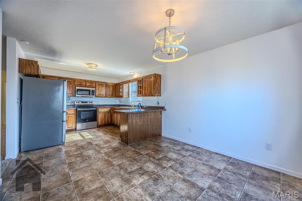 14197 Hopi Road Dixon, MO 65459 - Photo 10 of 48