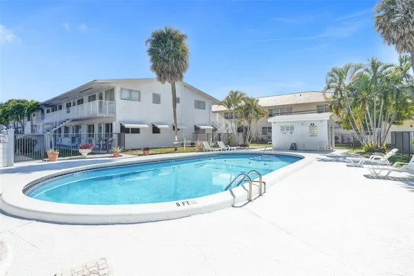 $139,000 | 2000 Northeast 51st Court, Unit 205, Fort Lauderdale, FL 33308