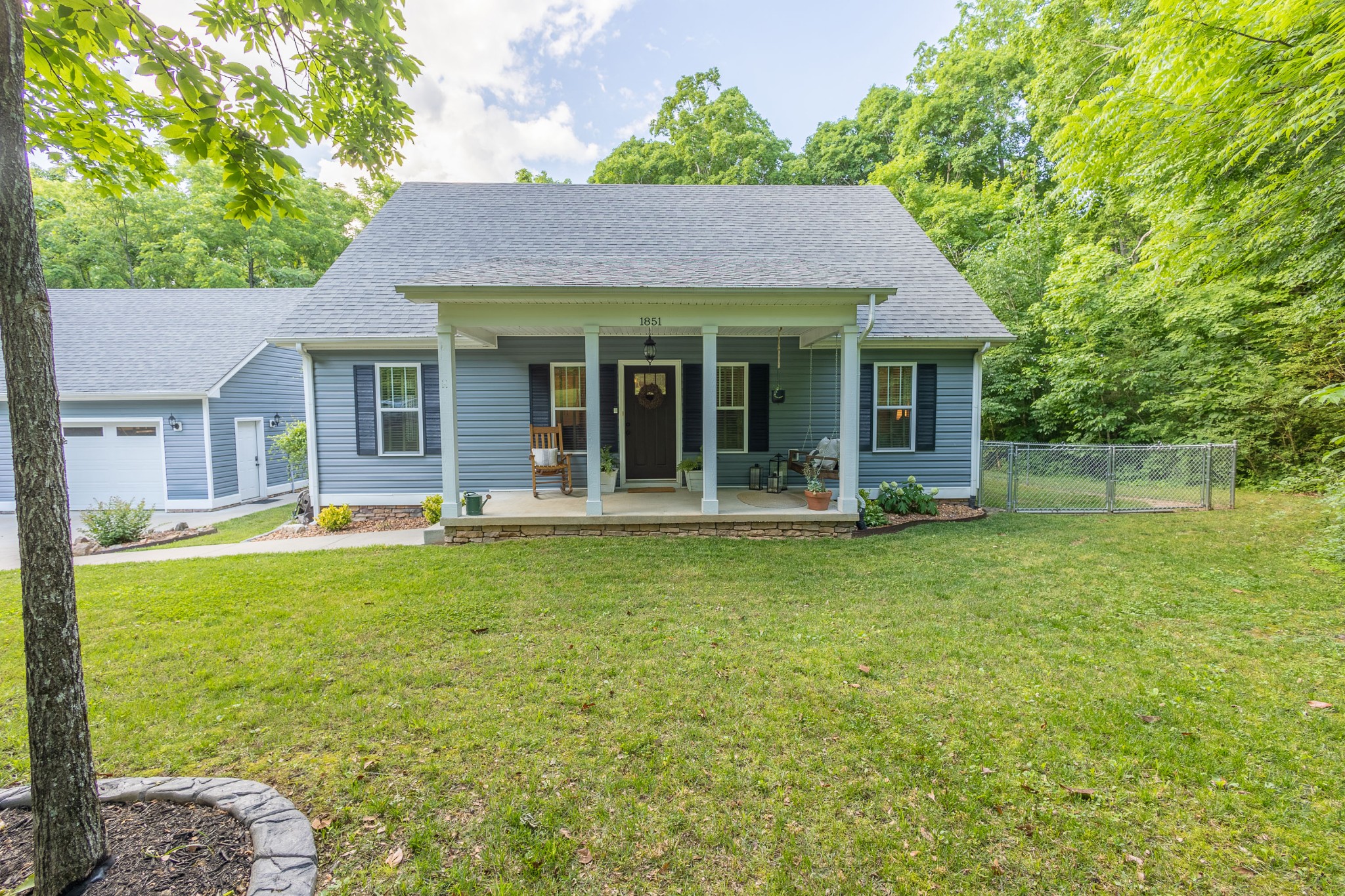 1851 Palmyra Road Palmyra, TN 37142 - Photo 1 of 25 Gallery Image 1
