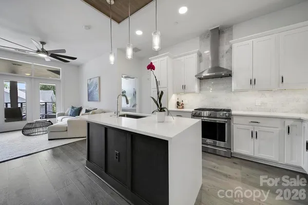 $624,900 | 2401 Euclid Avenue, Unit 301, Charlotte, NC 28203