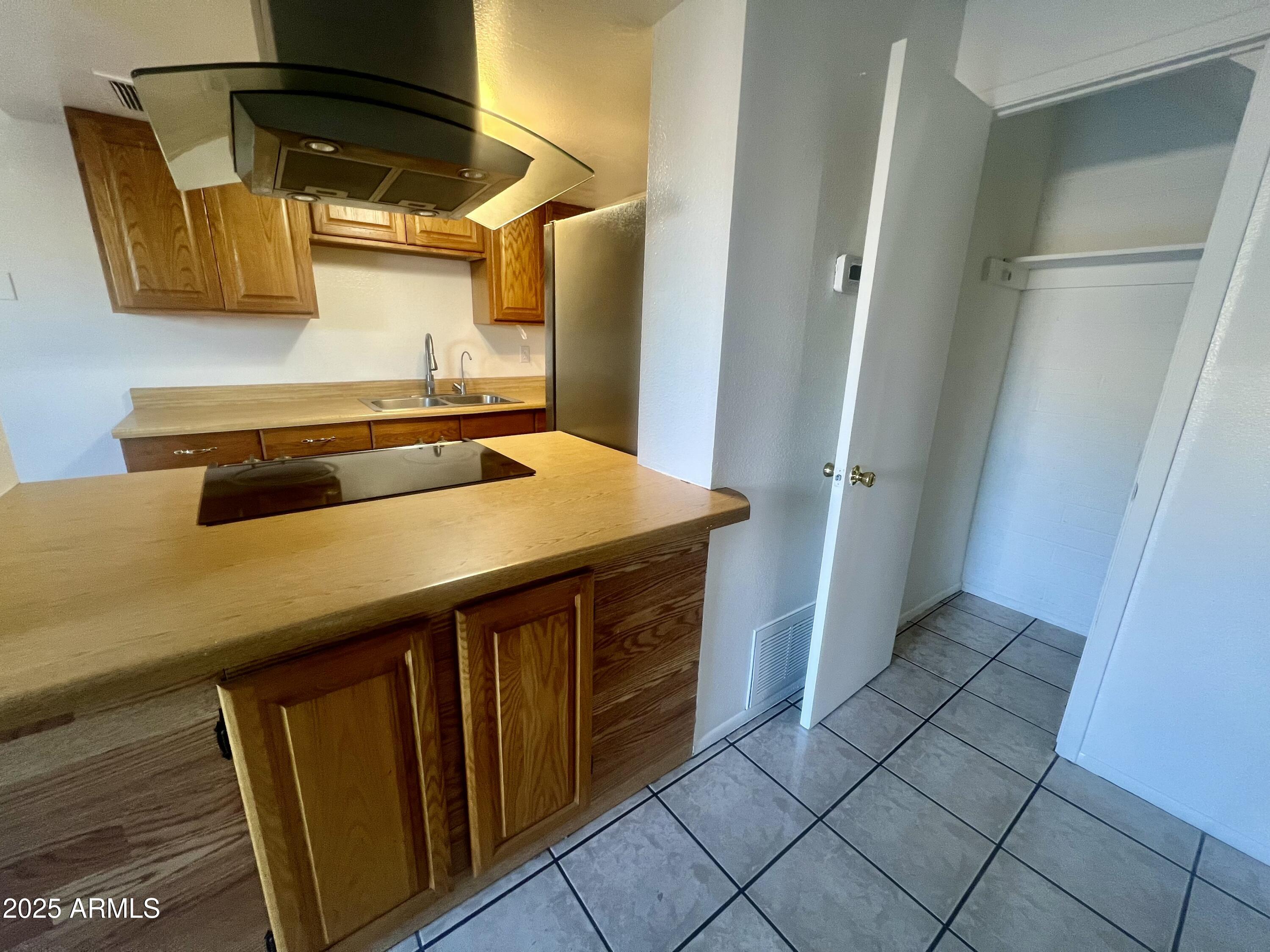 4025 West Palomino Road Phoenix, AZ 85019 - Photo 12 of 19 tempImageOoXKDa