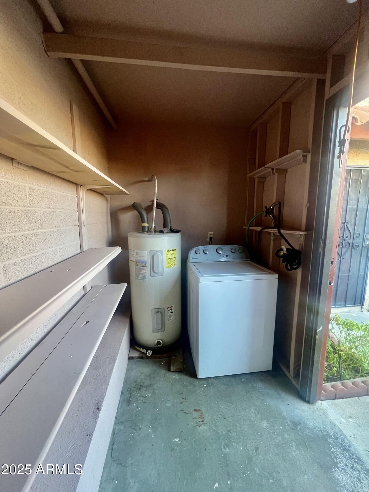 4025 West Palomino Road Phoenix, AZ 85019 - Photo 7 of 19 tempImage5oGyOv