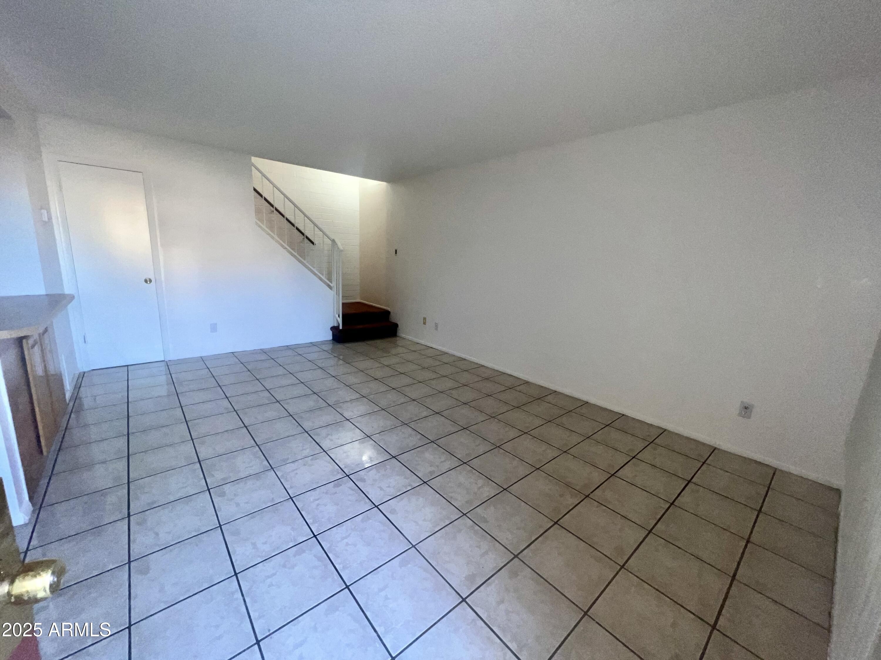 4025 West Palomino Road Phoenix, AZ 85019 - Photo 9 of 19 tempImagereh8JC