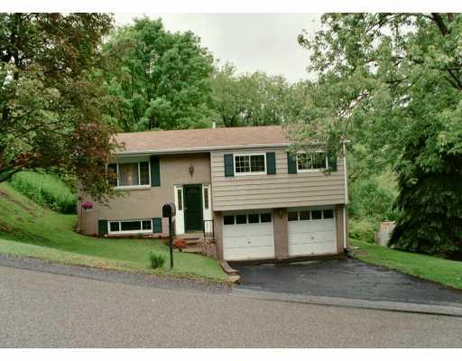 132 Easley Road Pittsburgh, PA 15237 - Photo 8 of 8 Exterior Front.