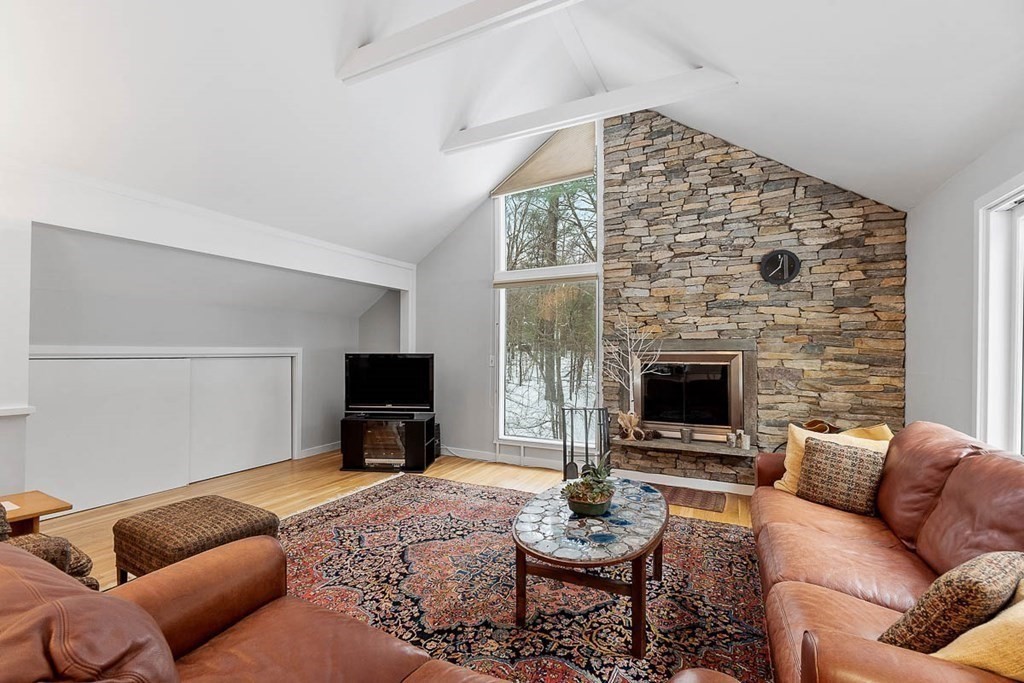 88 Old Mill Road Harvard, MA 01451 - Photo 3 of 33