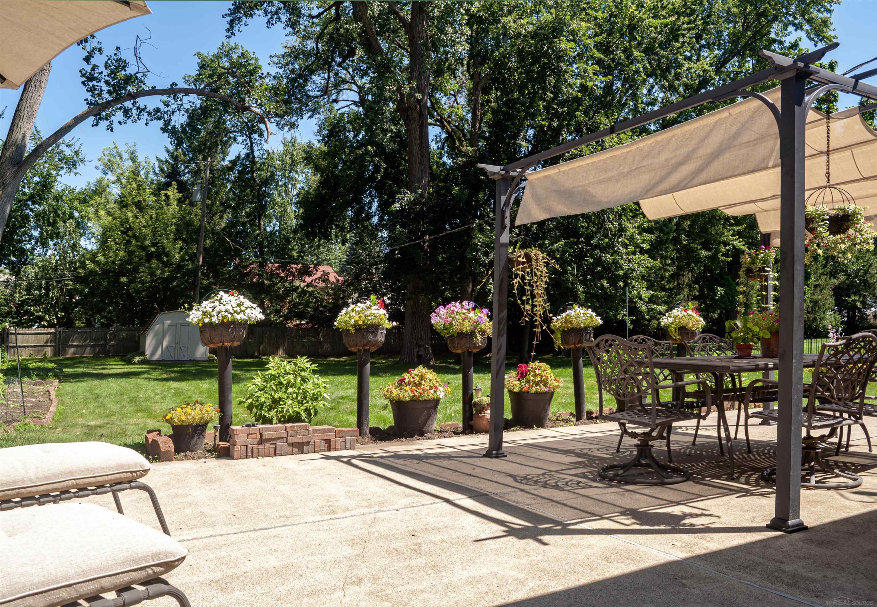 164 Lothrop Road Grosse Pointe, MI 48236 - Photo 43 of 54 50151741-f969c309-4135-420a-8792-a32c6142d41d.JPG