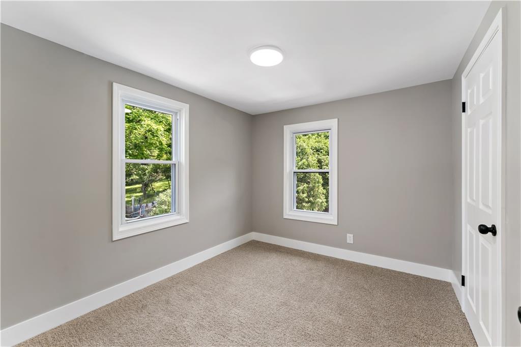 3276 McRoberts Road Pittsburgh, PA 15234 - Photo 15 of 30 Gallery Image 15