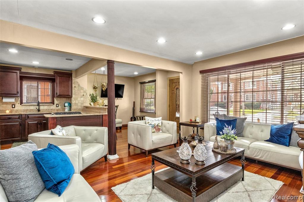 7500 Miller Road Dearborn, MI 48126 - Photo 8 of 35