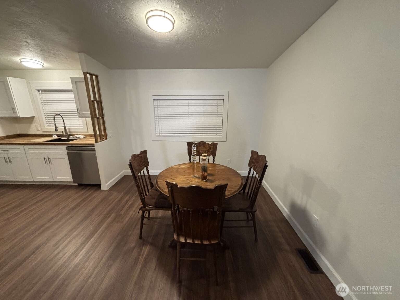 12615 Northeast 189th Street Bothell, WA 98011 - Photo 18 of 40