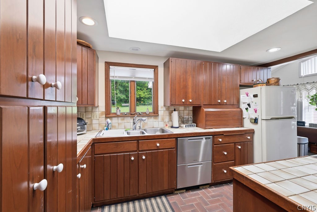 5840 Pierson Road Manlius, NY 13066 - Photo 8 of 45 Gallery Image 8