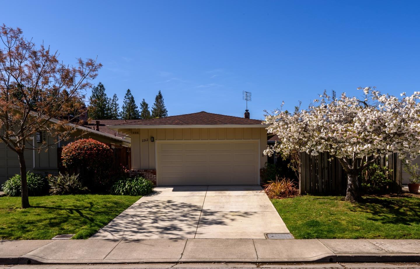 2262 Sharon Road Menlo Park, CA 94025 - Photo 1 of 17