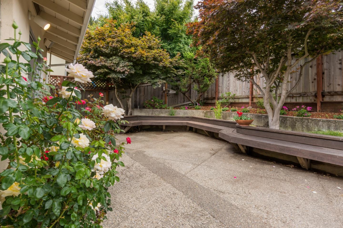 2262 Sharon Road Menlo Park, CA 94025 - Photo 14 of 17