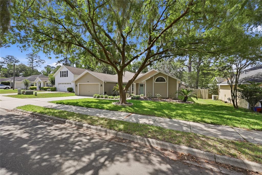 7813 Southwest 51 Boulevard Gainesville, FL 32608 - Photo 5 of 64