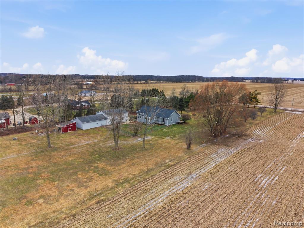 21830 Bordman Road Armada, MI 48005 - Photo 9 of 54