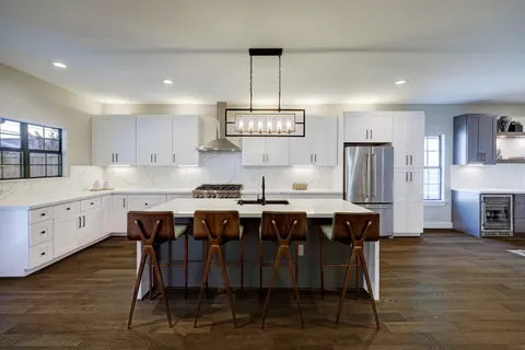$920,000 | 2109 Sul Ross Street, Houston, TX 77098