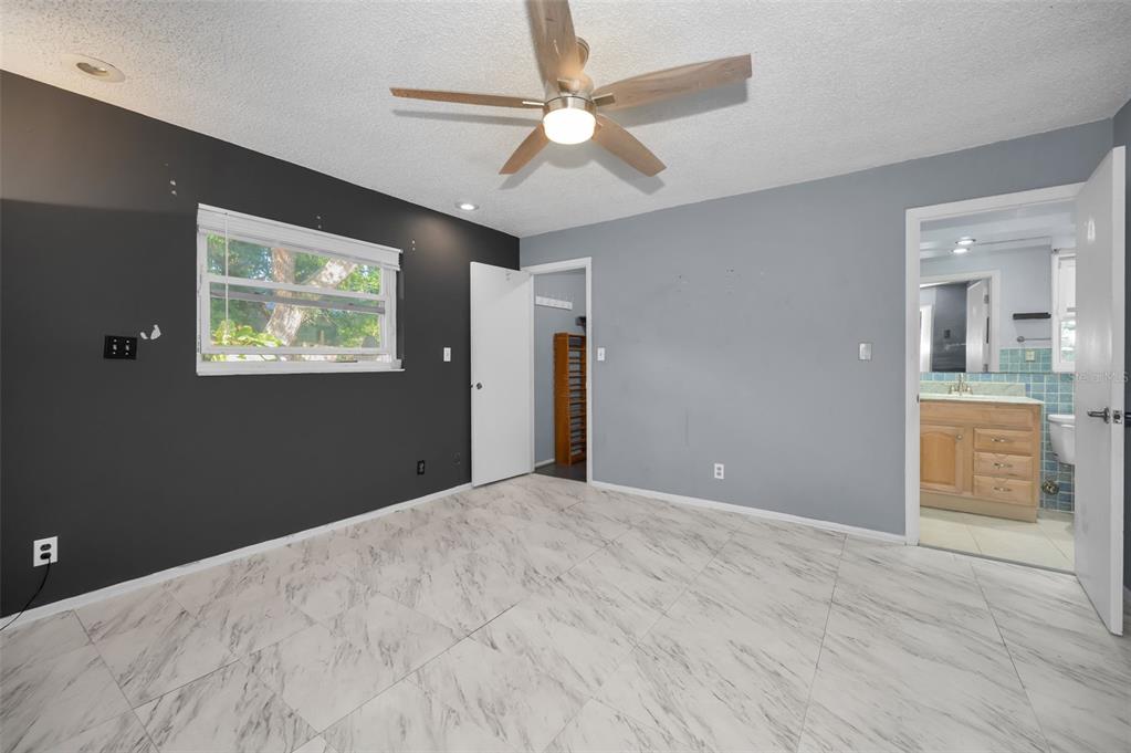 14557 Apache Avenue Largo, FL 33774 - Photo 30 of 50 a view of an empty room with a bathroom