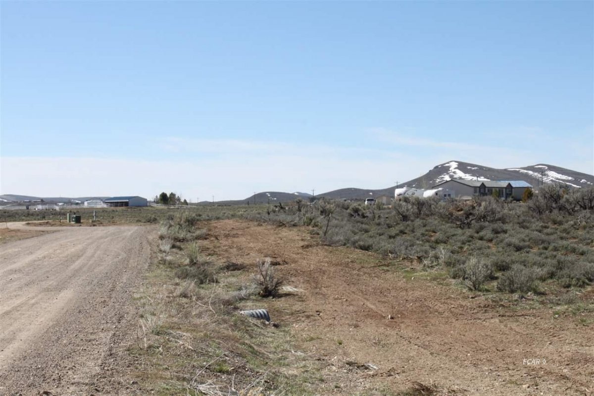 Lot 10 Stageline Loop Elko, NV 89801 - Photo 2 of 8