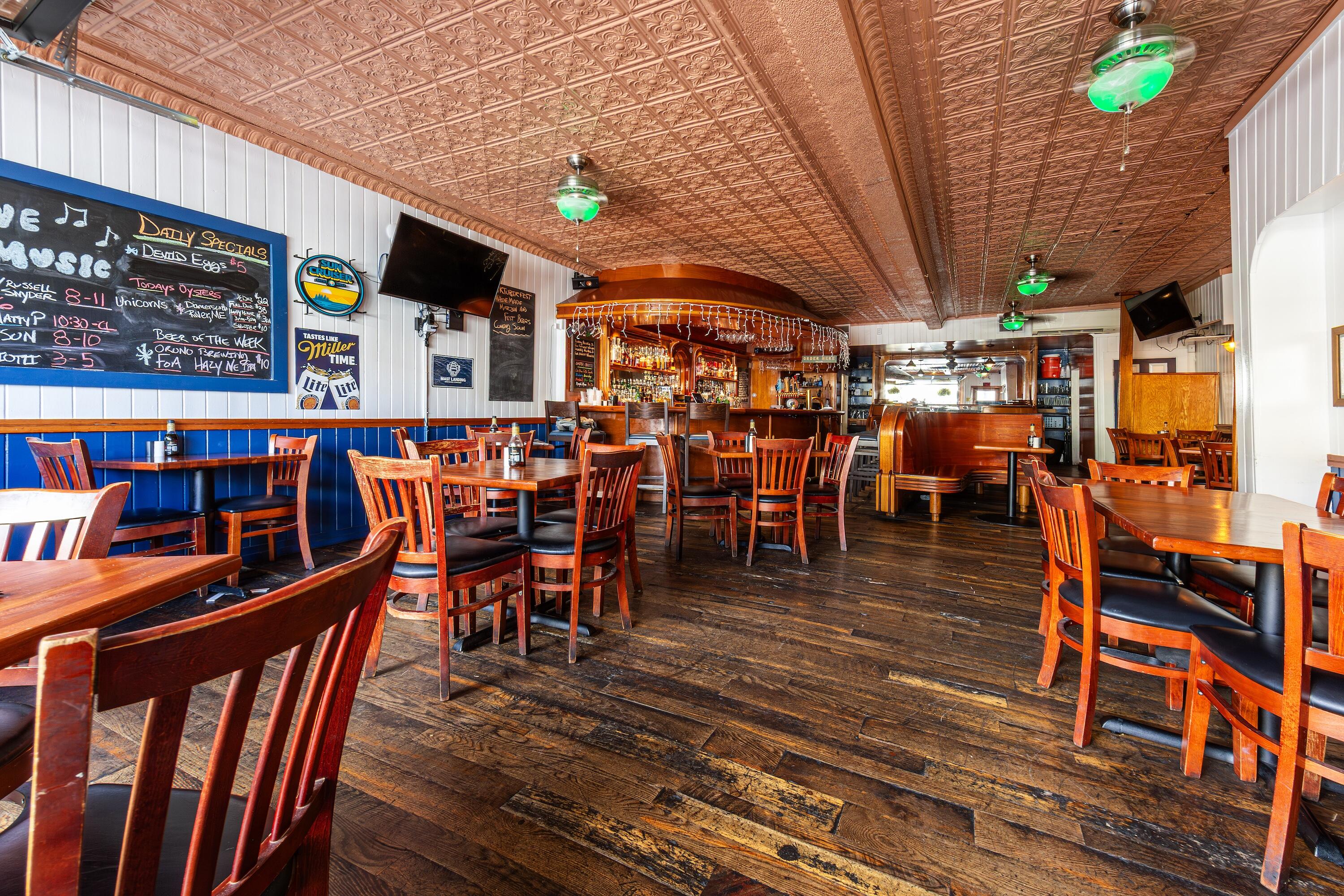 30 Cottage Street Bar Harbor, ME 04609 - Photo 6 of 15 Finback-Interior-1