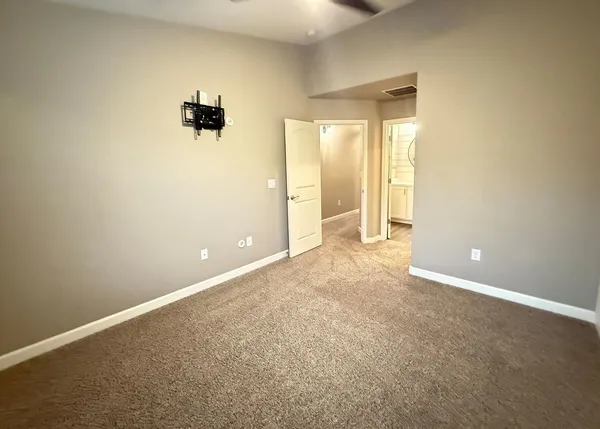 $1,995 | 240 West Juniper Avenue, Unit 1125, Gilbert, AZ 85233