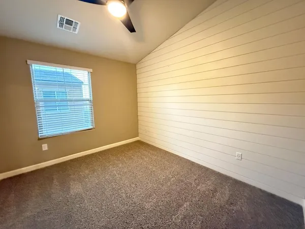 $1,995 | 240 West Juniper Avenue, Unit 1125, Gilbert, AZ 85233
