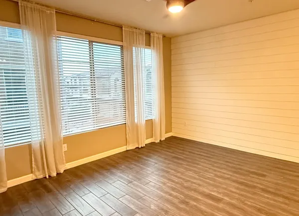 $1,995 | 240 West Juniper Avenue, Unit 1125, Gilbert, AZ 85233