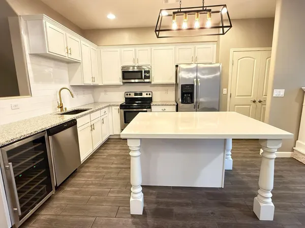 $1,995 | 240 West Juniper Avenue, Unit 1125, Gilbert, AZ 85233