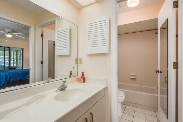 $1,950 | 2713 Countryside Boulevard, Unit 108, Clearwater, FL 33761