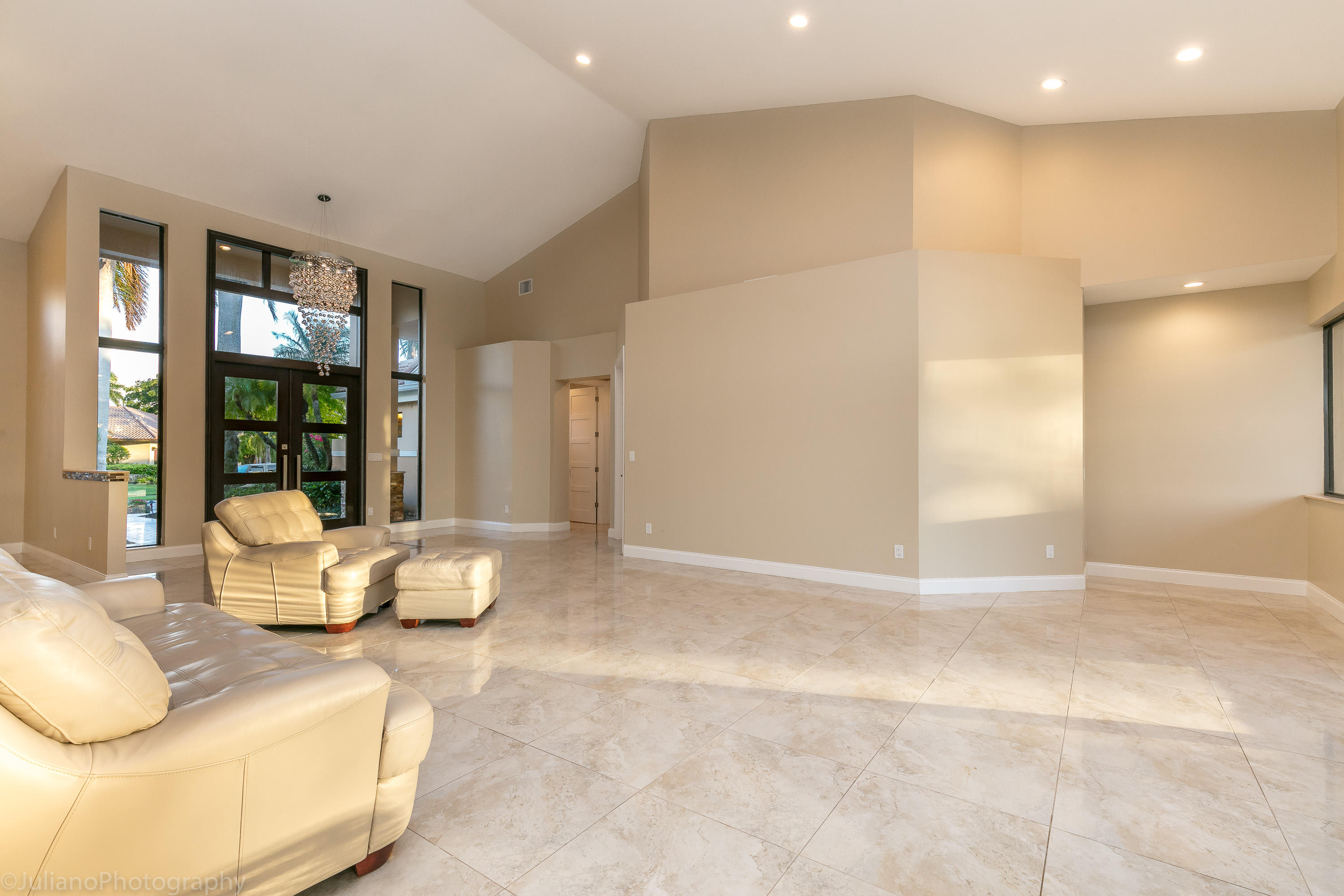4936 Bocaire Boulevard Boca Raton, FL 33487 - Photo 13 of 56 Entry Living Room