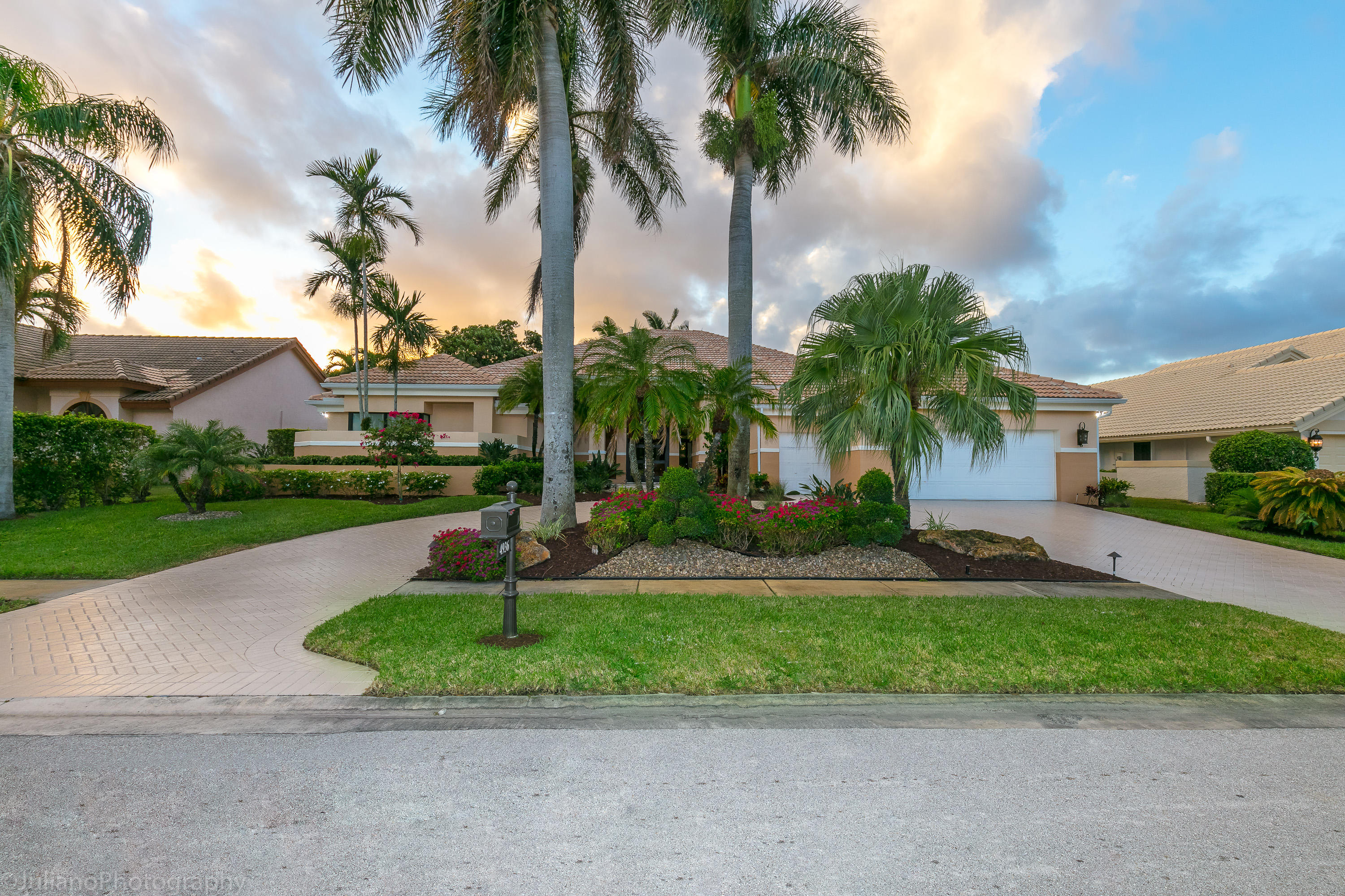 4936 Bocaire Boulevard Boca Raton, FL 33487 - Photo 2 of 56 Front at Sunset