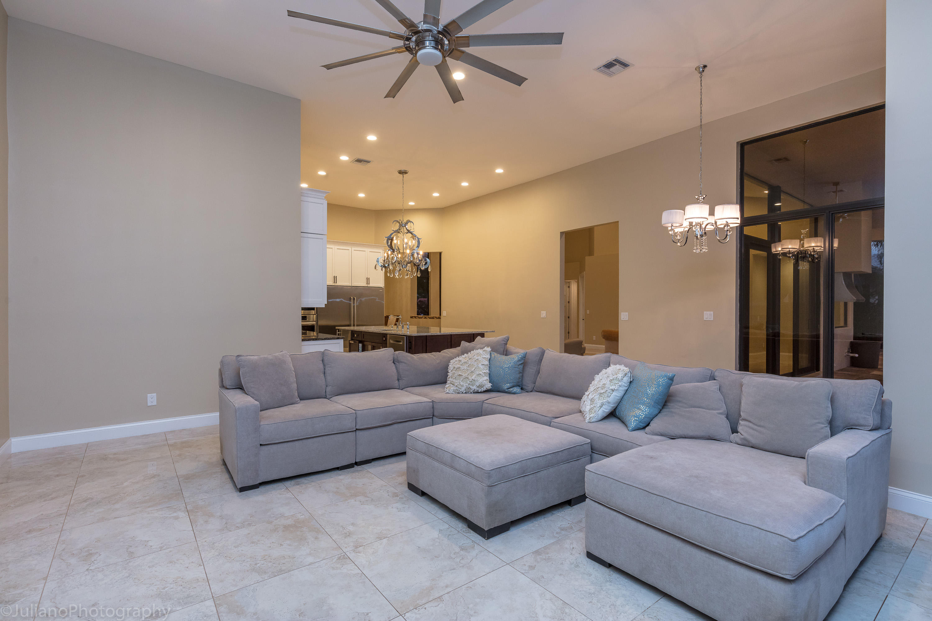 4936 Bocaire Boulevard Boca Raton, FL 33487 - Photo 21 of 56 Family Room