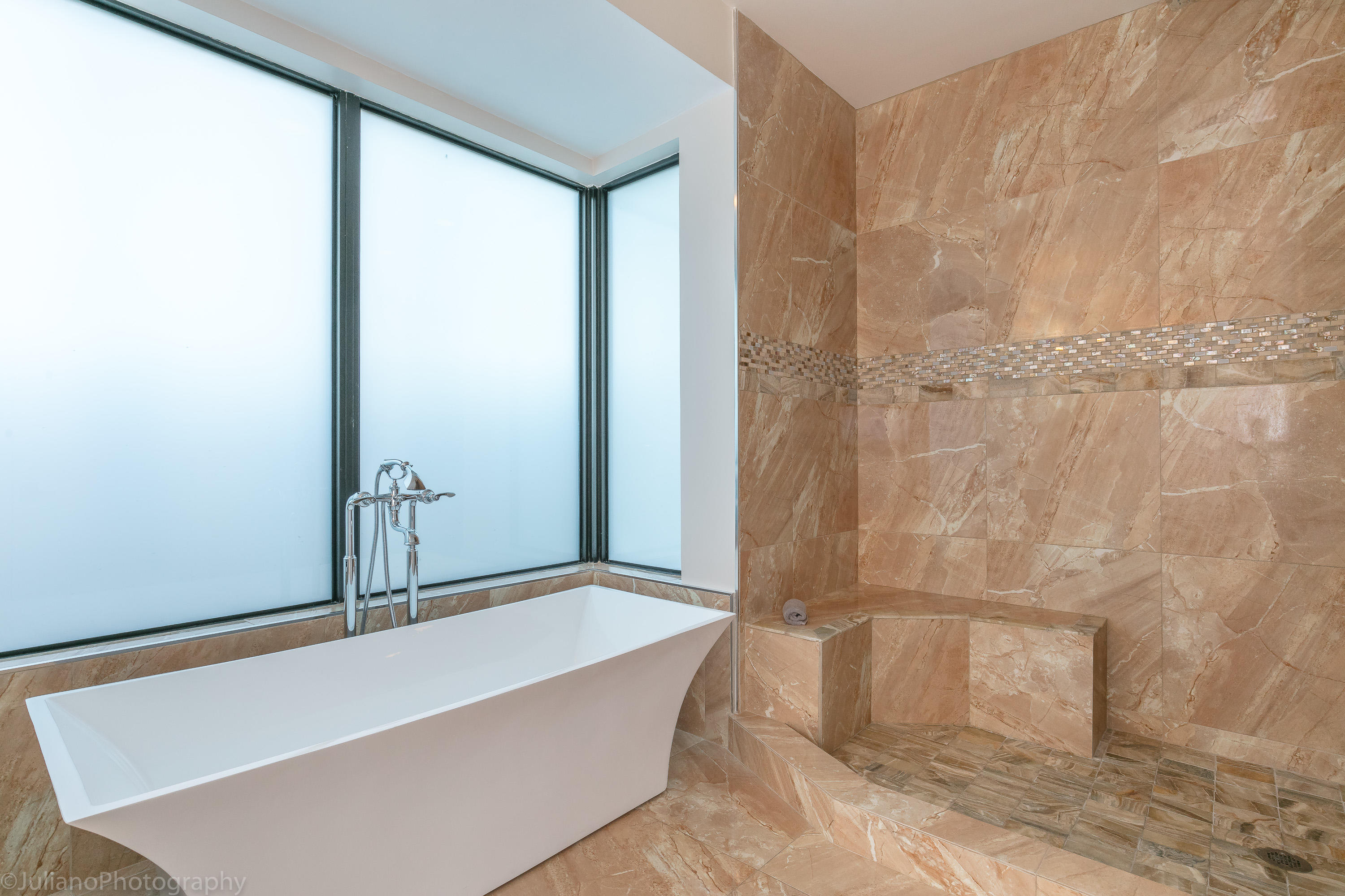 4936 Bocaire Boulevard Boca Raton, FL 33487 - Photo 28 of 56 Custom Tub