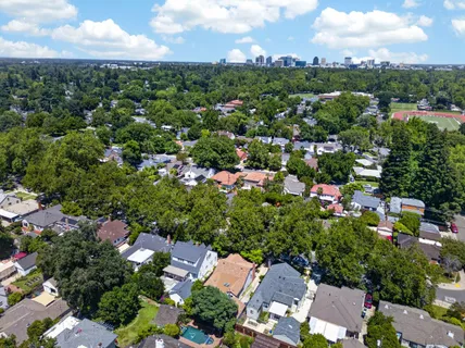 $1,289,000 | 1640 9th Avenue, Sacramento, CA 95818