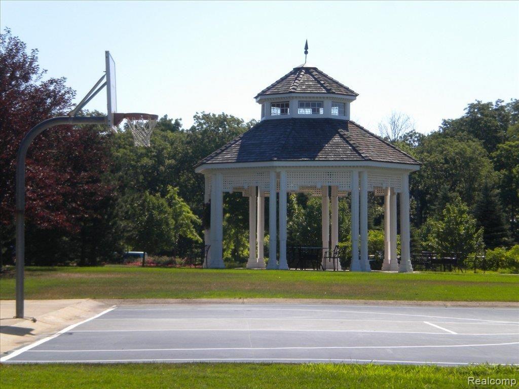 3613 Oakmonte Boulevard, Unit 34 Rochester, MI 48306 - Photo 17 of 20 GAZEEBO (Copy)