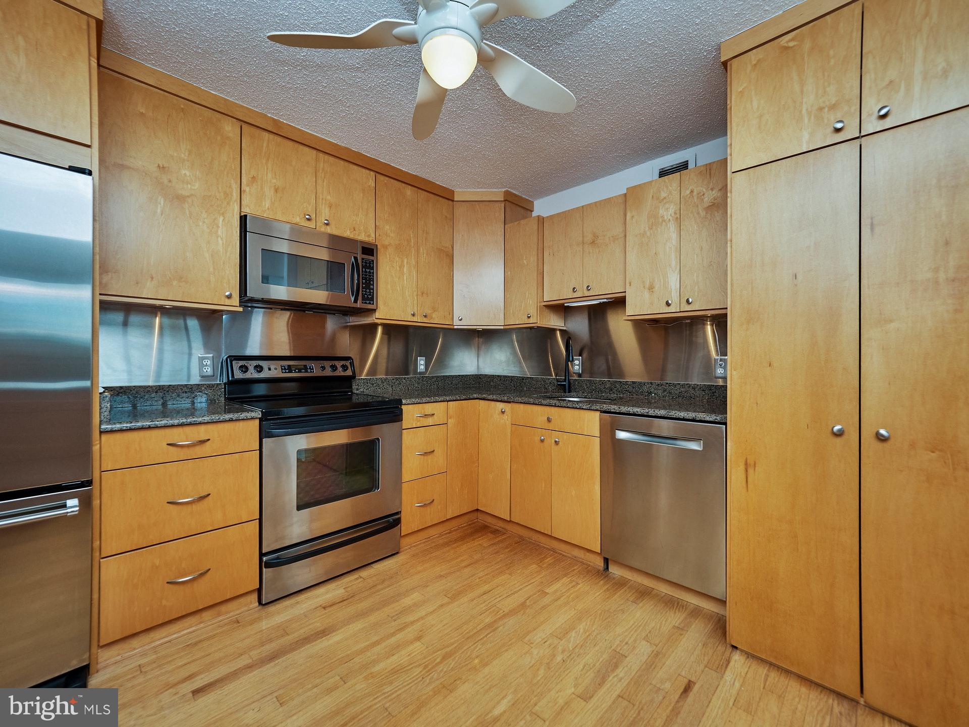 6800 Fleetwood Road, Unit 807 McLean, VA 22101 - Photo 5 of 21