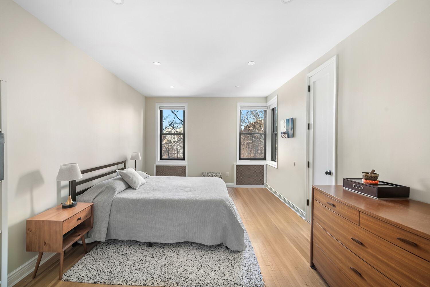 1701 Albemarle Road, Unit F7 Brooklyn, NY 11226 - Photo 5 of 11