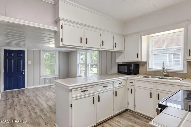 $97,500 | 710 S Avenue East, Crowley, LA 70526