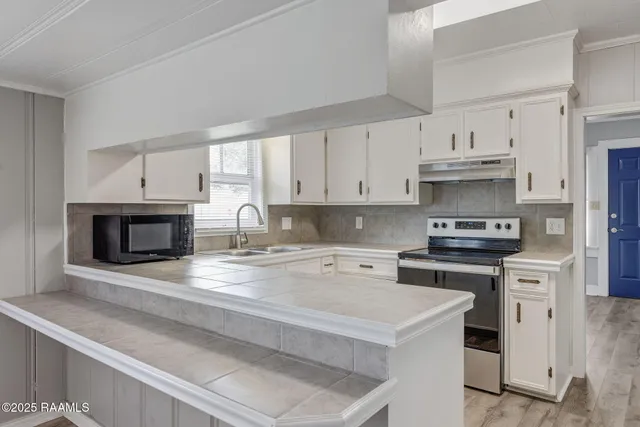 $97,500 | 710 S Avenue East, Crowley, LA 70526