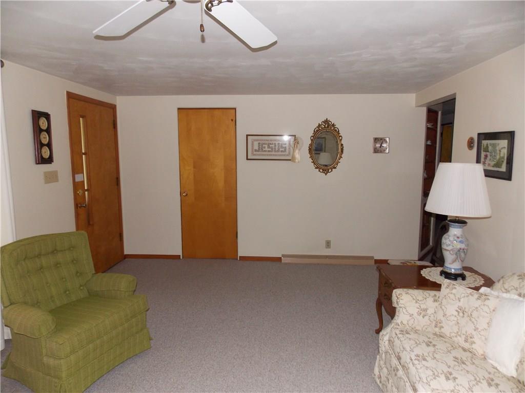 1374 Sunnybrook Road Washington, PA 15301 - Photo 14 of 25 Gallery Image 14