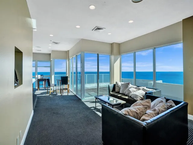 $899,000 | 1360 South Ocean Boulevard, Unit 708, Pompano Beach, FL 33062