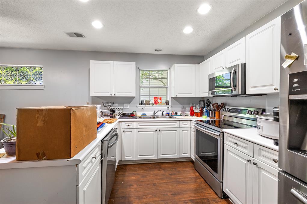 3120 Queensgate Way Mount Pleasant, SC 29466 - Photo 5 of 14 BN0A2073