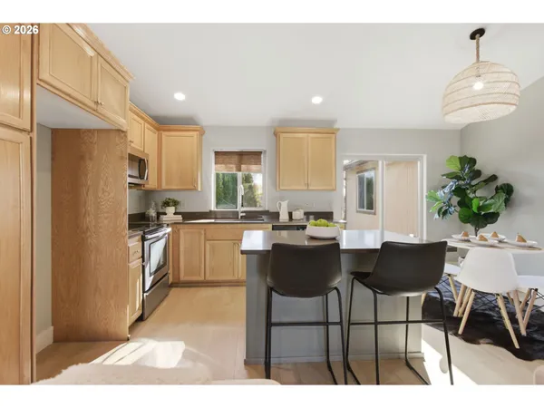 $399,000 | 595 Raber Road, Eugene, OR 97402