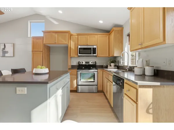 $399,000 | 595 Raber Road, Eugene, OR 97402