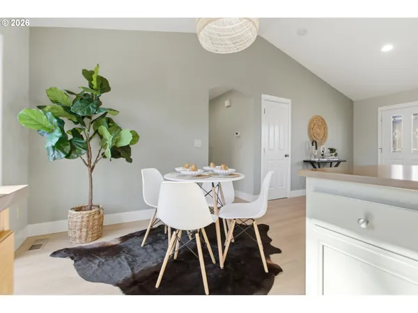 $399,000 | 595 Raber Road, Eugene, OR 97402