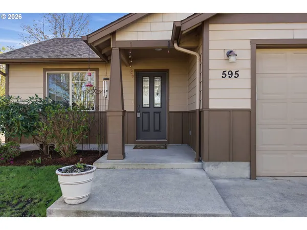 $399,000 | 595 Raber Road, Eugene, OR 97402