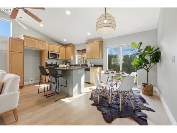 $399,000 | 595 Raber Road, Eugene, OR 97402