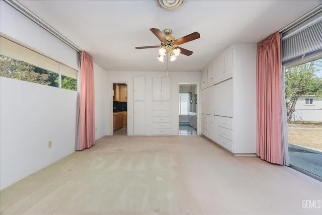 a view of an empty walk in closet