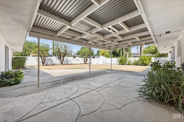$425,000 | Undisclosed Address, Bakersfield, CA 93301