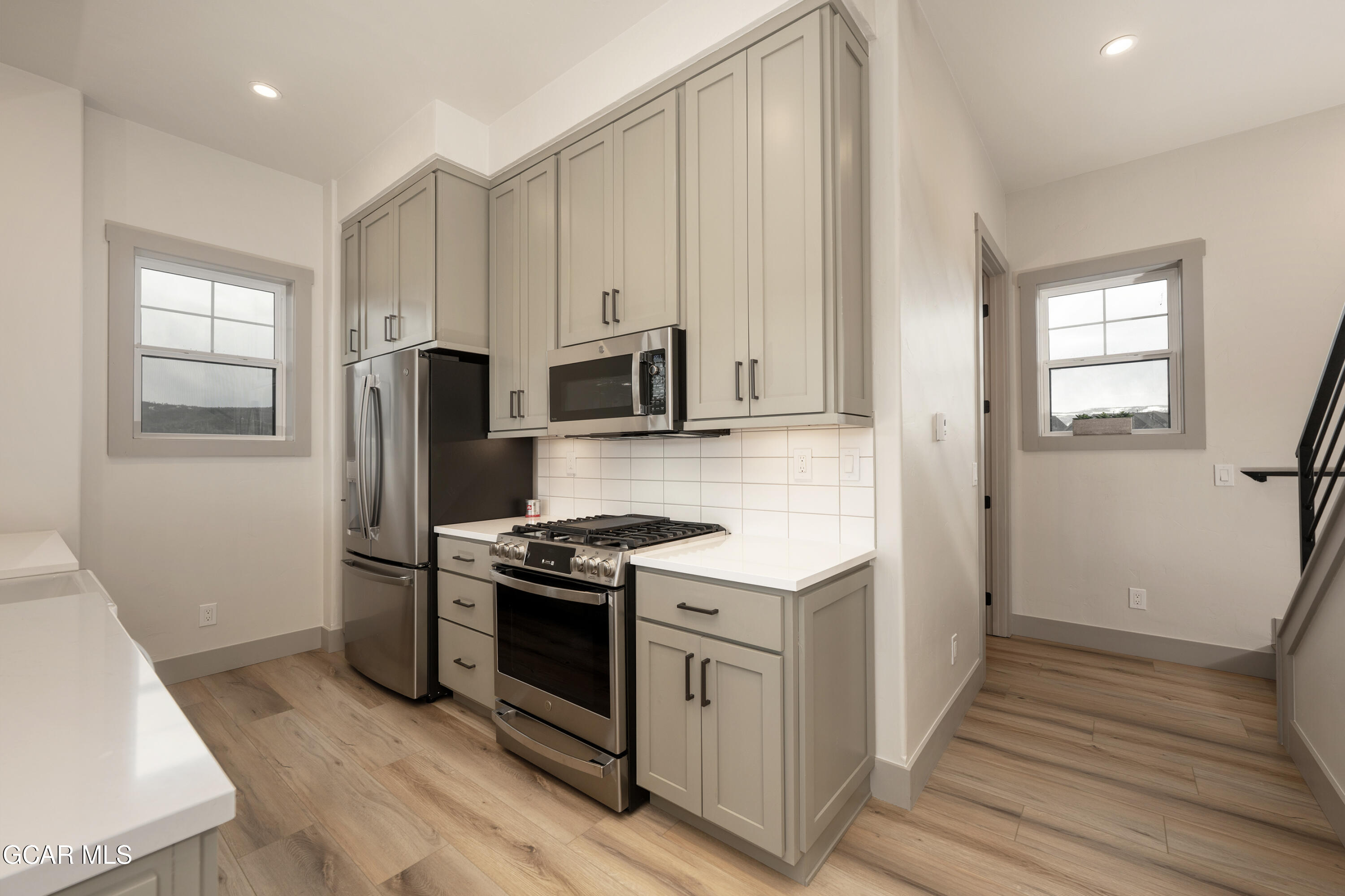 237 Eagle Ridge Circle Granby, CO 80446 - Photo 8 of 35 Kitchen