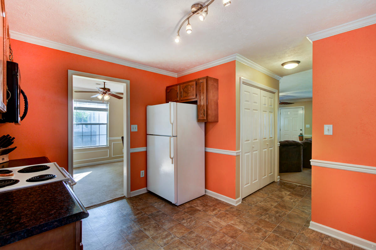 1415 Wilson Road Knoxville, TN 37912 - Photo 14 of 23 + Perceptions (10)