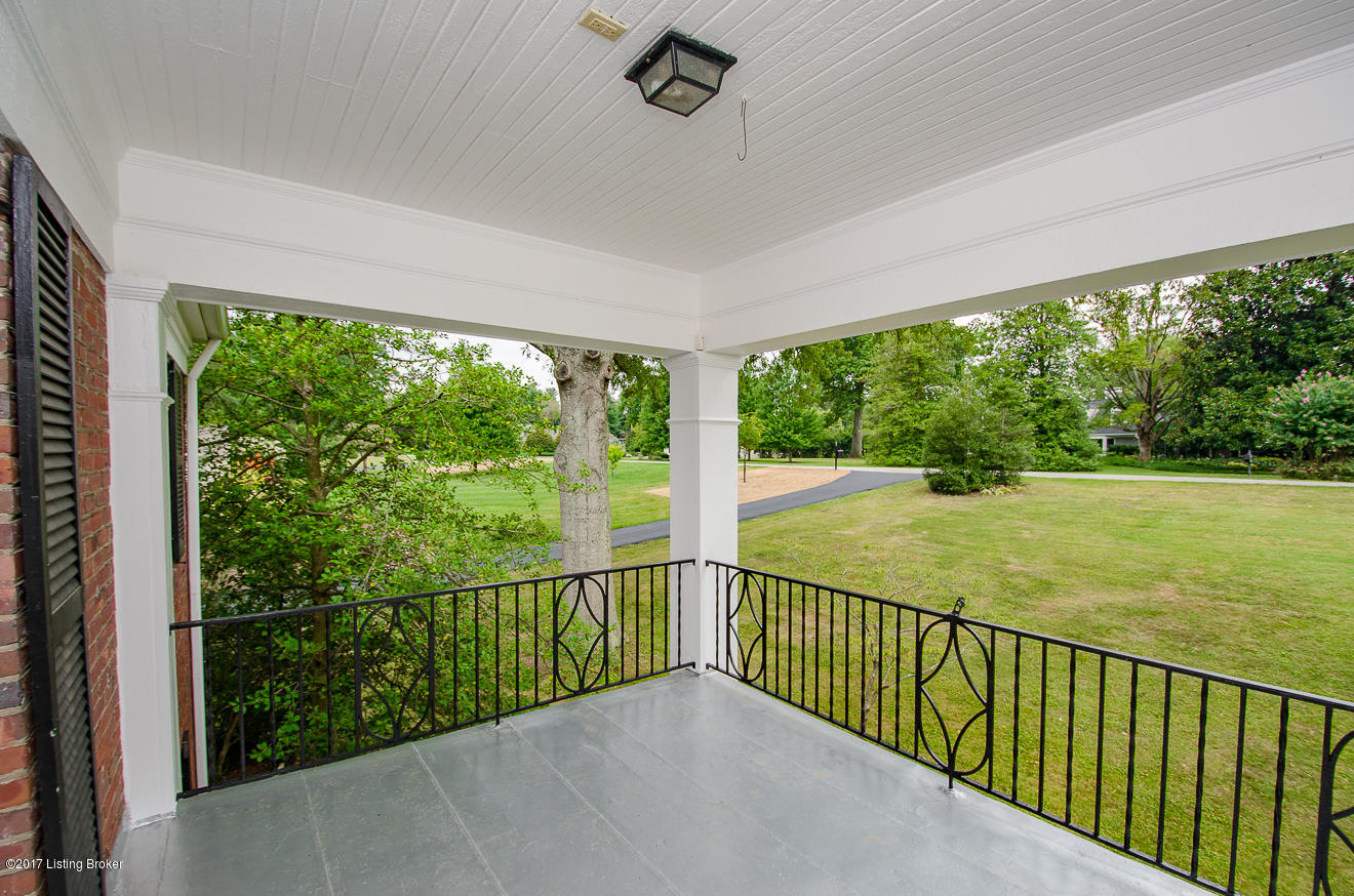 5106 Dunvegan Road Louisville, KY 40222 - Photo 24 of 47 Second Floor Balcony